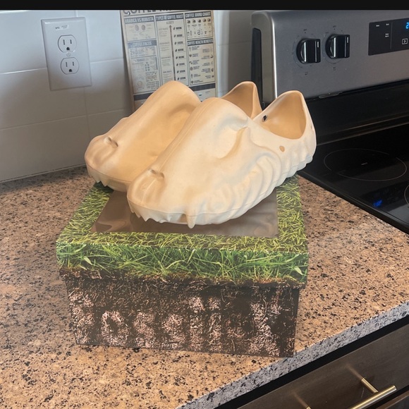 kito ware Shoes Kito Wares Jag Runner Poshmark